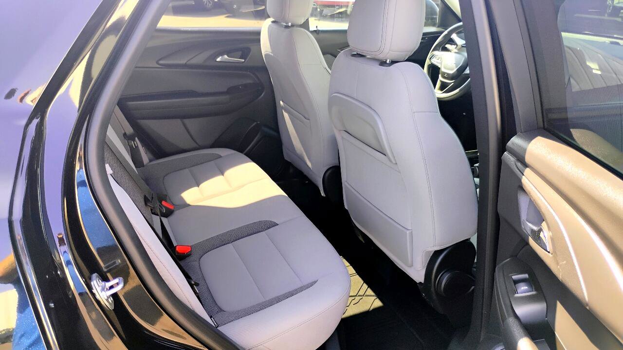 Used 2025 Chevrolet TrailBlazer LS w/ LS Convenience Package image 22