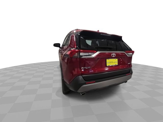Used 2019 Toyota RAV4 Limited w/ Cold Weather Package FWD image 7
