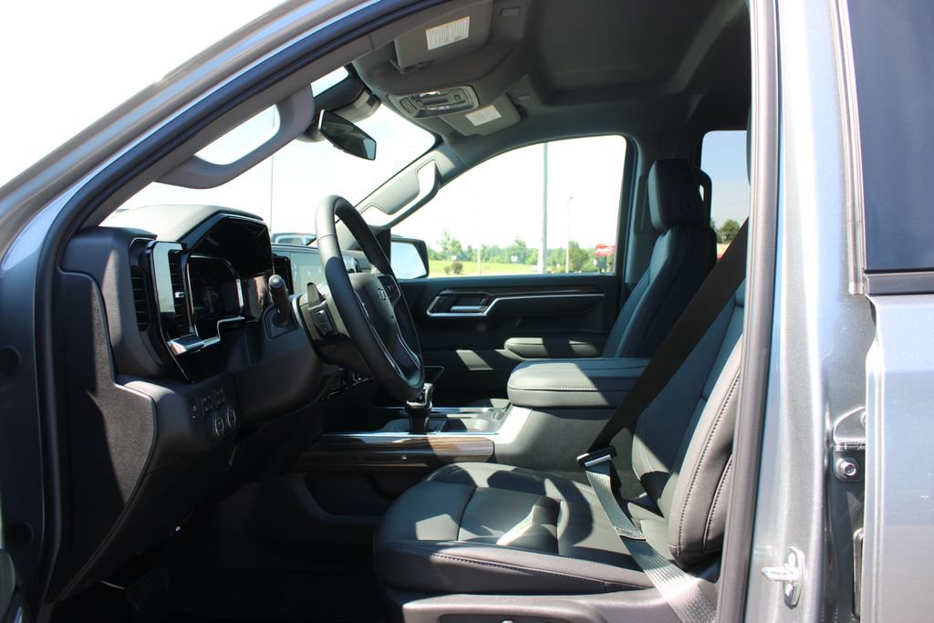 New 2026 Chevrolet Silverado 1500 RST w/ Safety Package AWD/4WD image 24