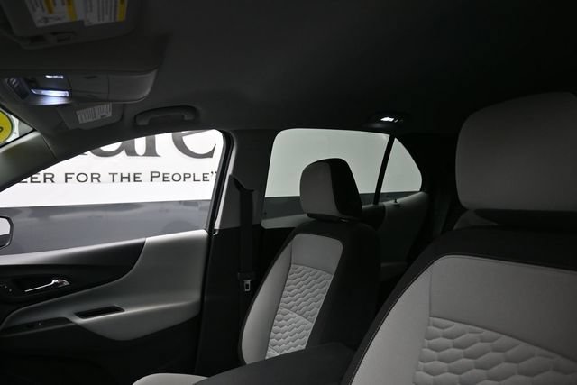 Used 2021 Chevrolet Equinox LS w/ LS Convenience Package FWD image 12
