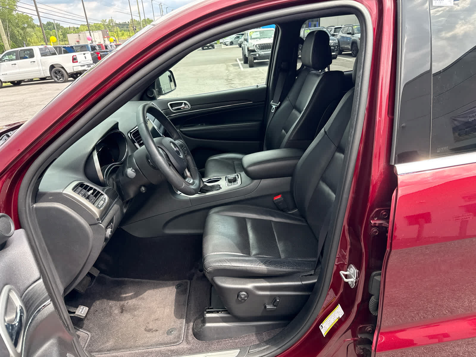 Used 2019 Jeep Grand Cherokee Limited w/ Luxury Group II AWD/4WD image 8