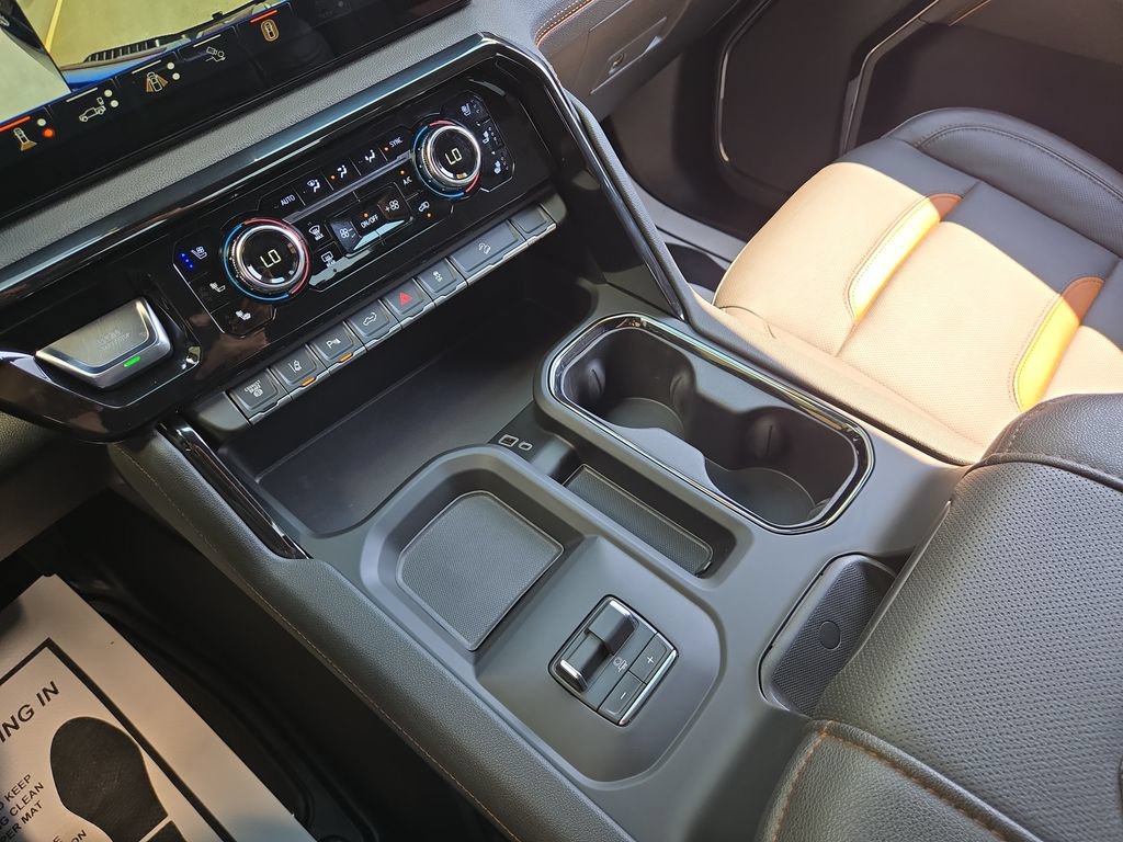 Used 2026 GMC Sierra 2500 AT4 AWD/4WD image 25