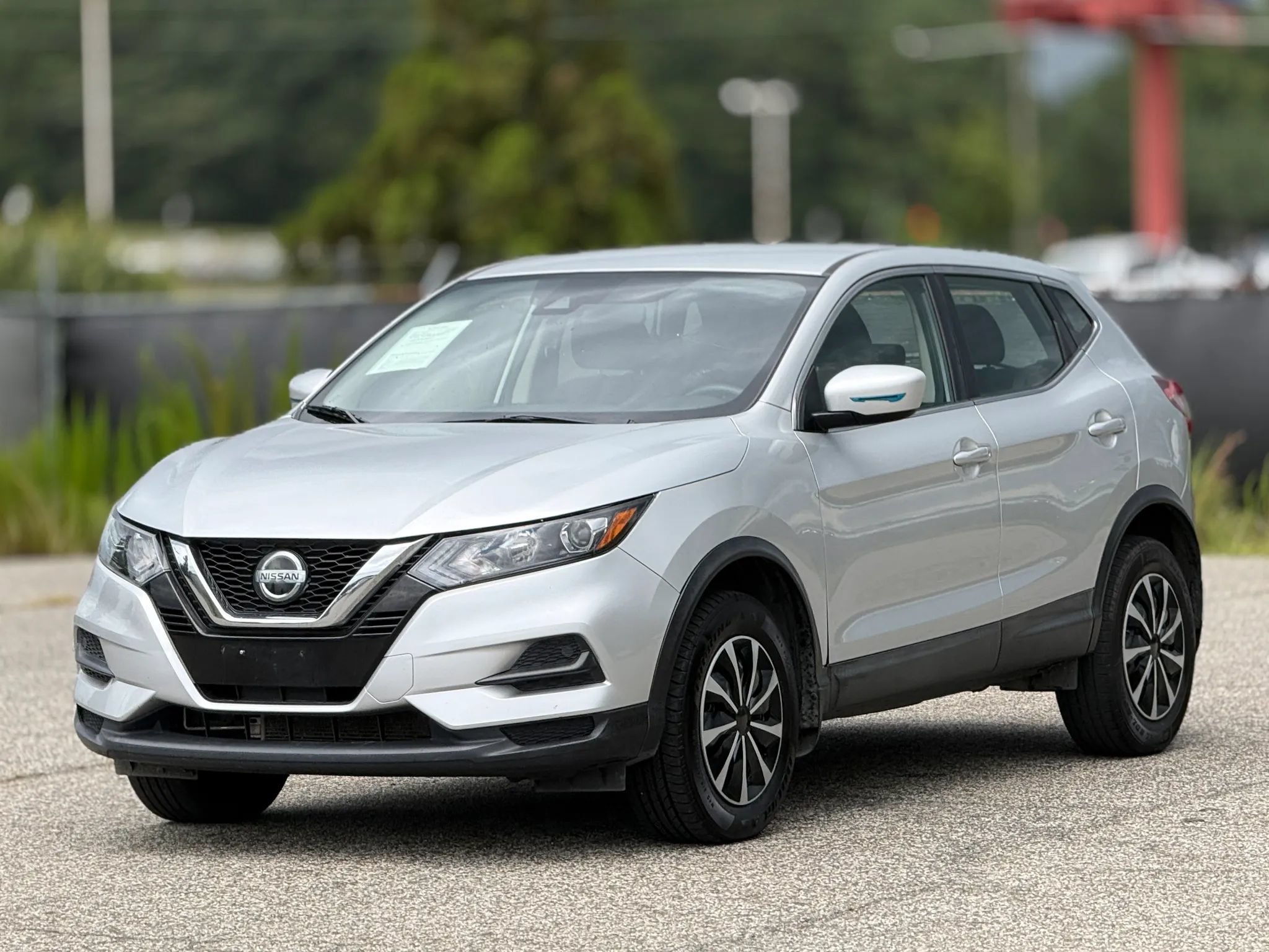 Used 2020 Nissan Rogue Sport S FWD image 6