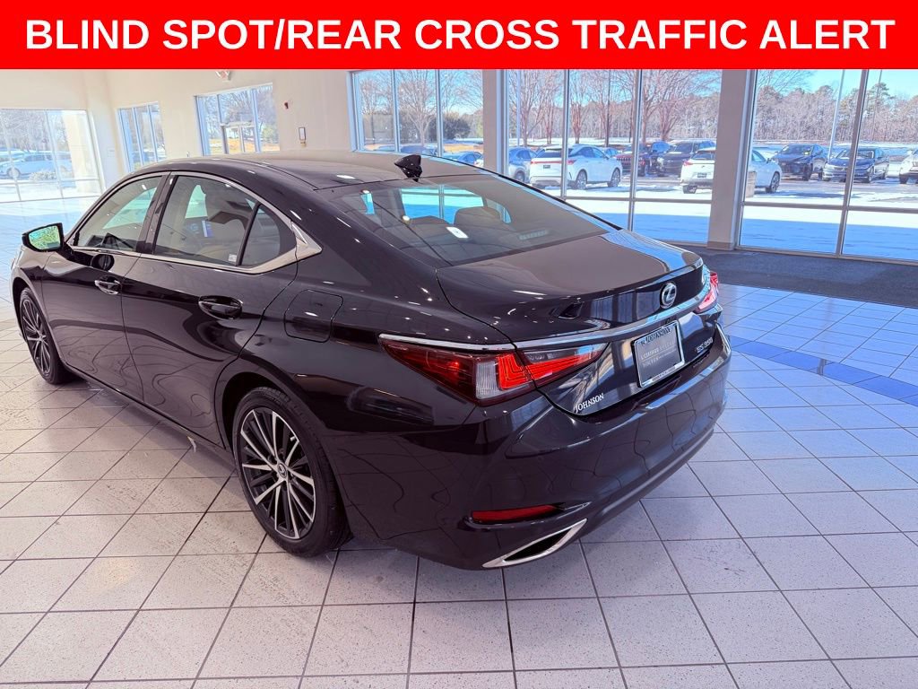 Certified 2024 Lexus ES 350 w/ Premium Package image 5