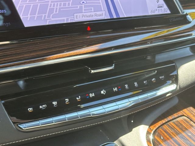 Certified 2022 Cadillac Escalade Premium Luxury image 18