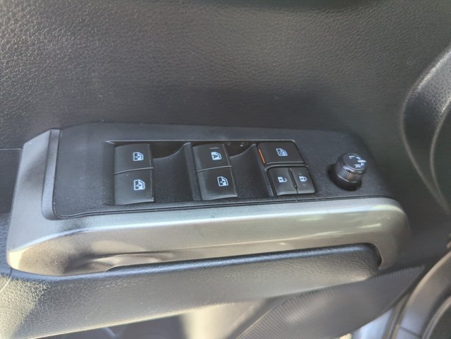 Used 2019 Toyota Tacoma SR5 RWD image 28