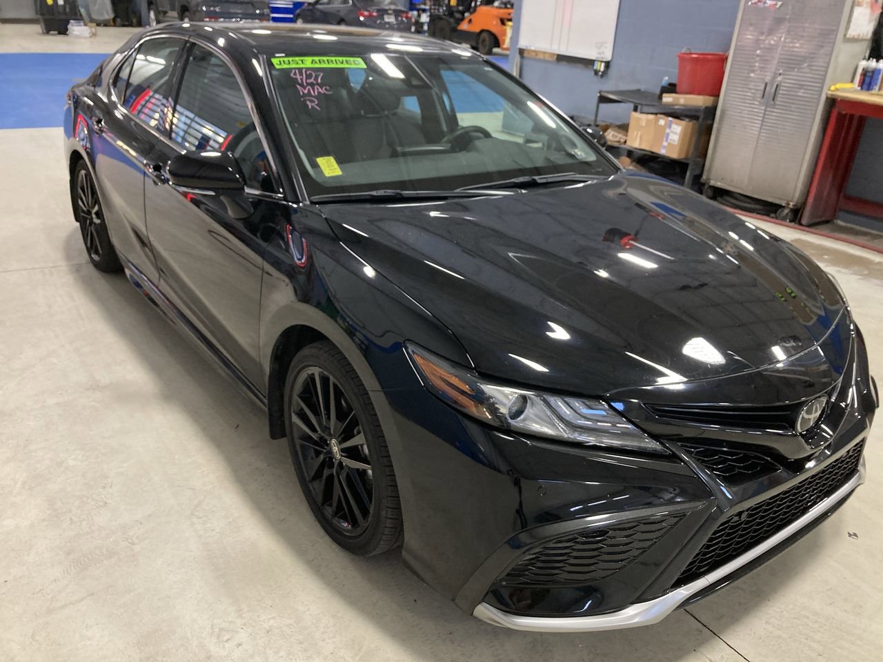 Used 2023 Toyota Camry XSE w/ Navigation Package FWD image 1