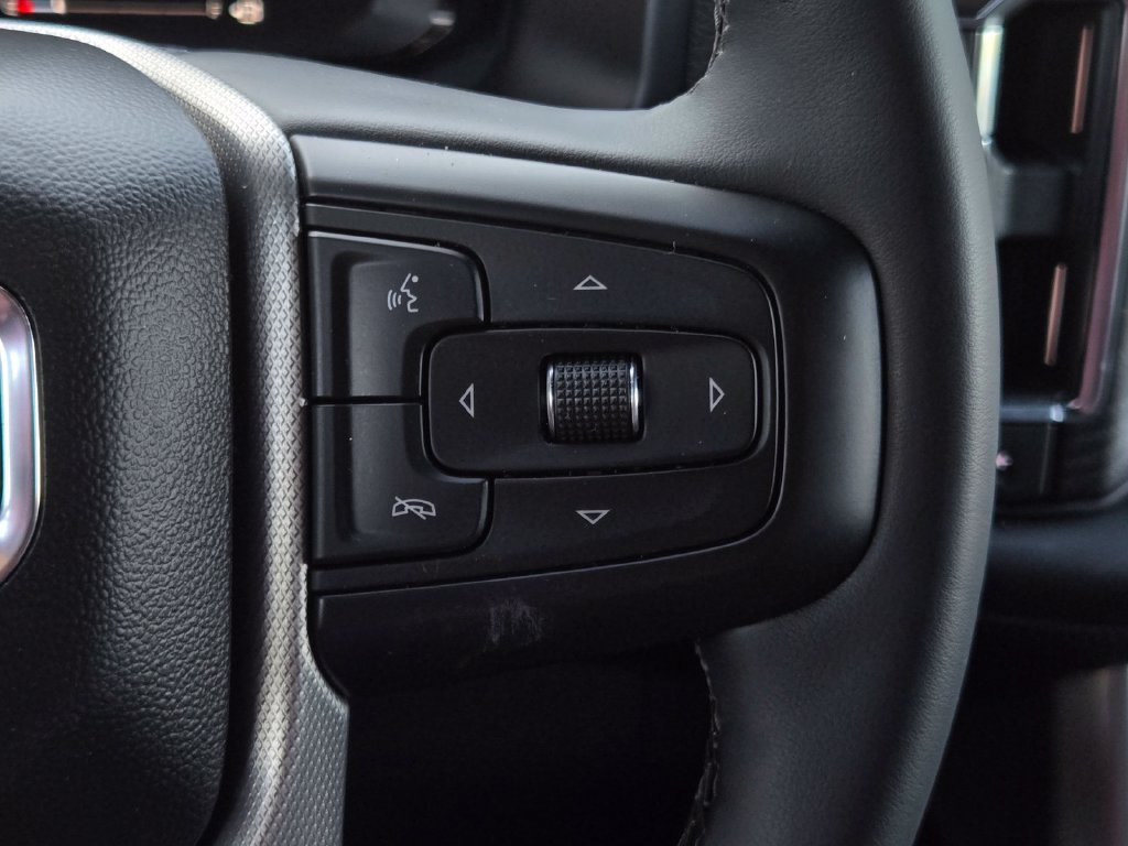 Used 2024 GMC Yukon Denali AWD/4WD image 25