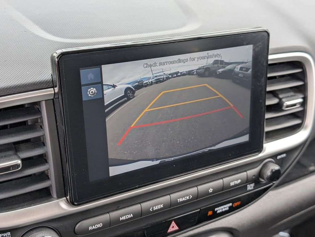 Used 2024 Hyundai Venue SEL image 28