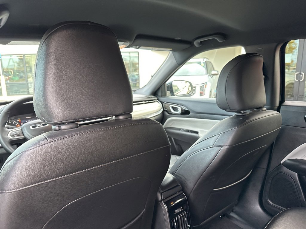 Used 2024 Jeep Compass Limited image 21