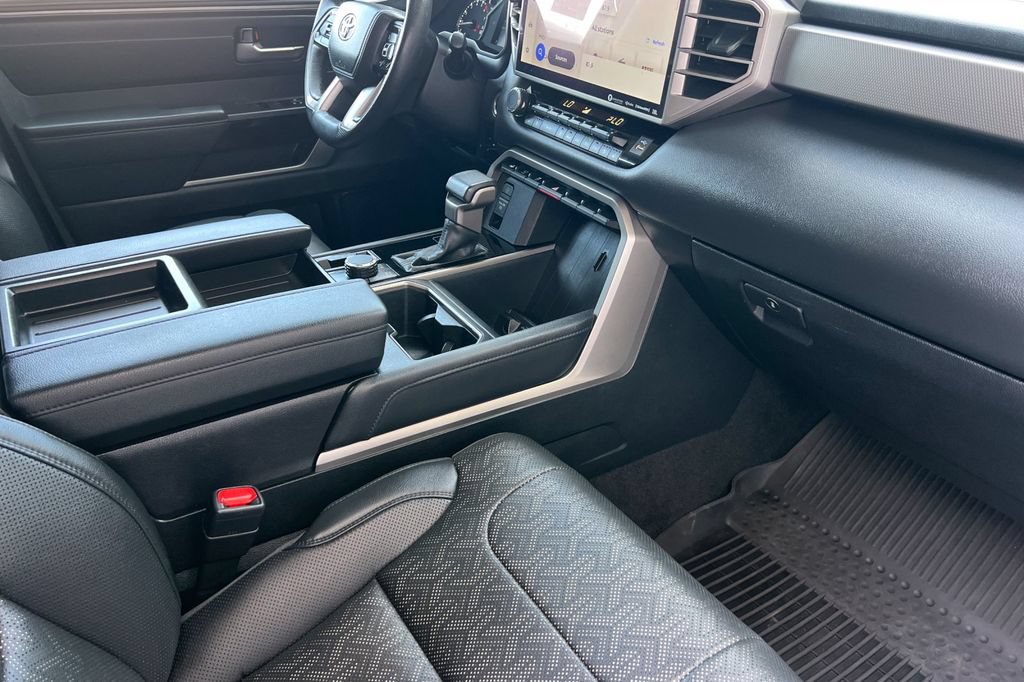 Used 2023 Toyota Tundra Limited AWD/4WD image 19