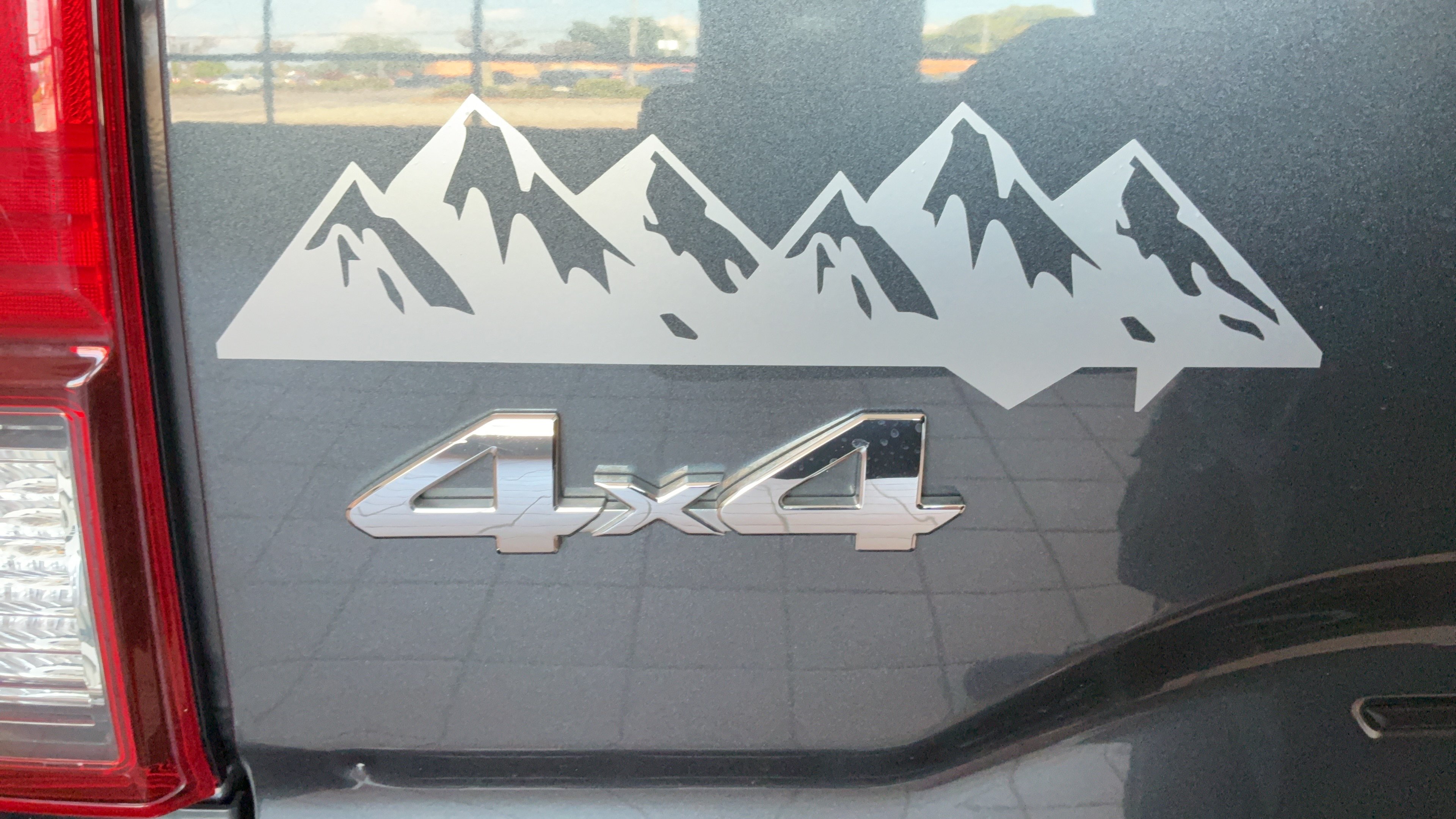 Certified 2023 Toyota Tacoma SR AWD/4WD image 42