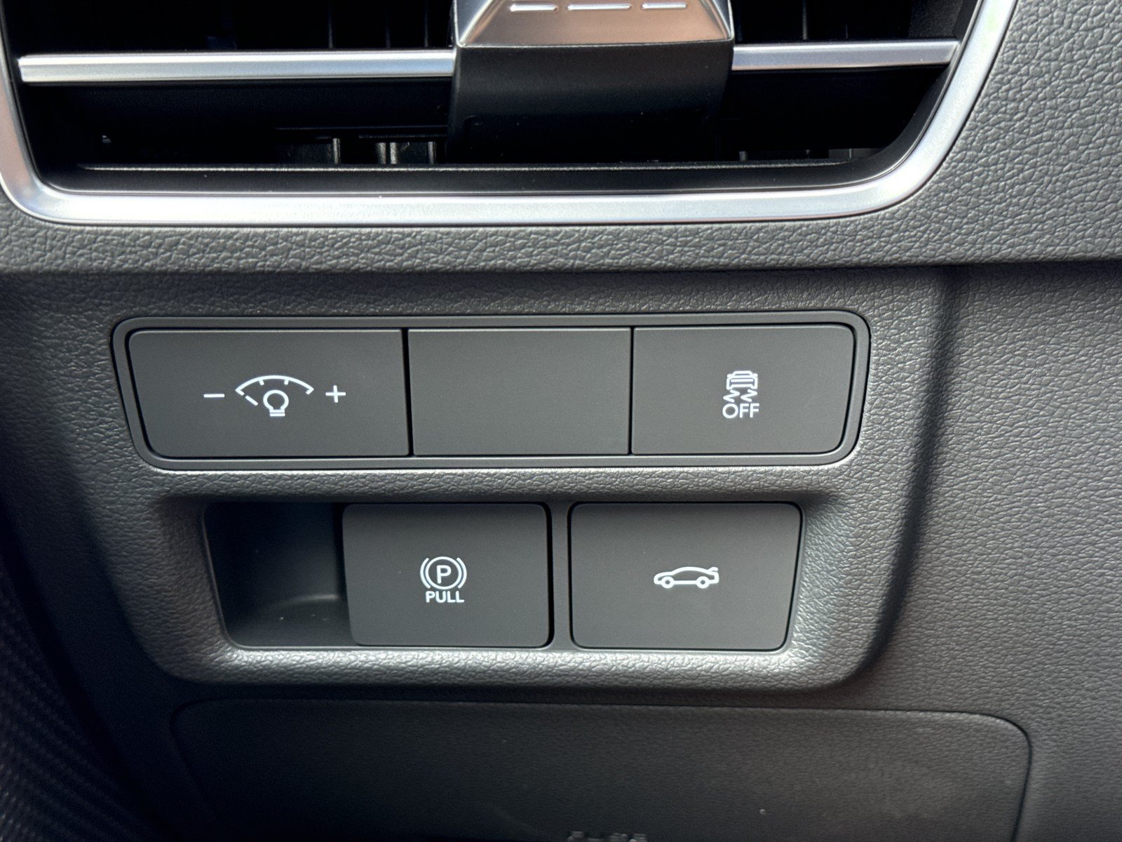 New 2026 Hyundai Sonata SEL FWD image 17