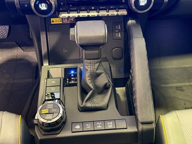 Certified 2025 Toyota 4Runner Trailhunter AWD/4WD image 15