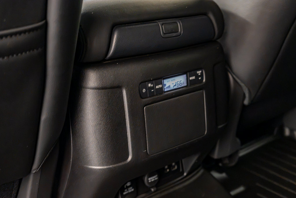 Used 2024 Nissan Armada SL w/ Midnight Edition Package AWD/4WD image 49