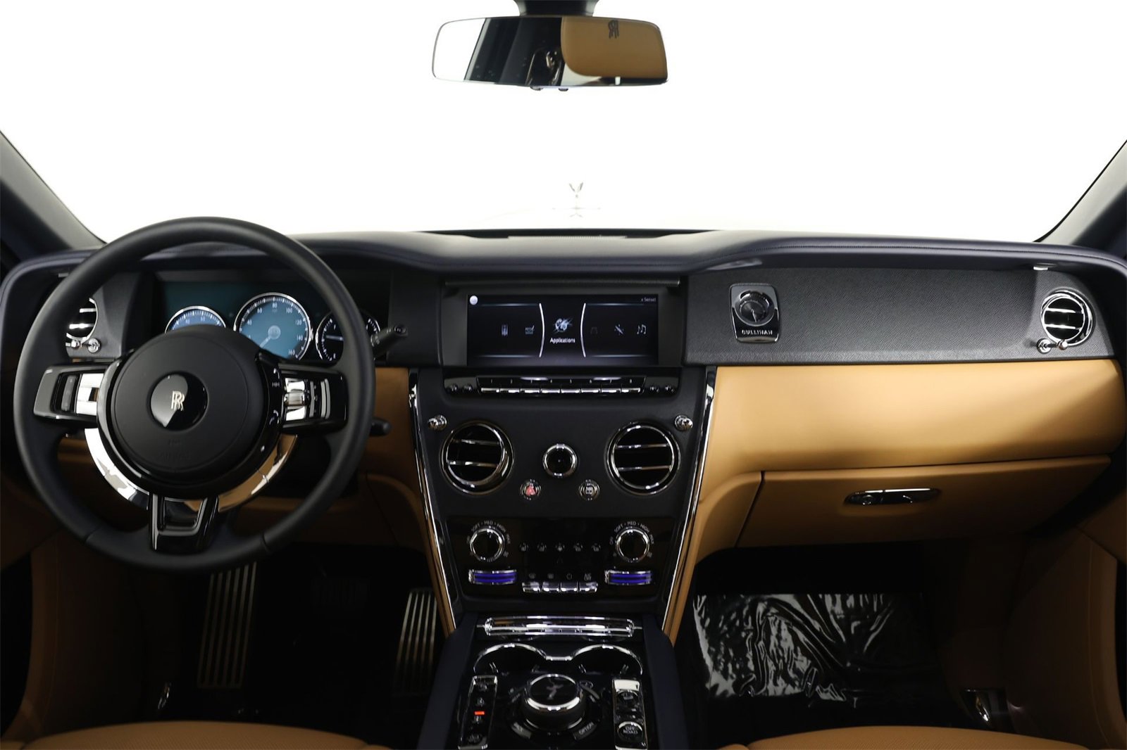 Certified 2024 Rolls-Royce Cullinan image 11