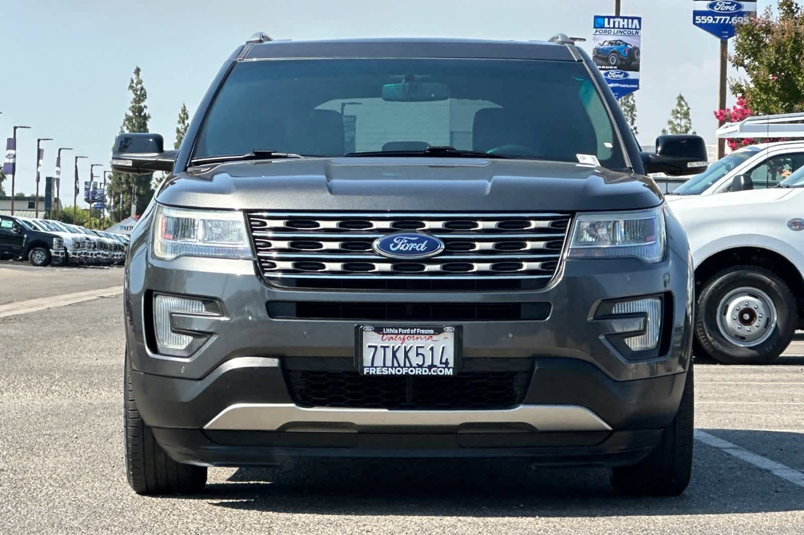 Used 2016 Ford Explorer XLT w/ Equipment Group 202A FWD image 10