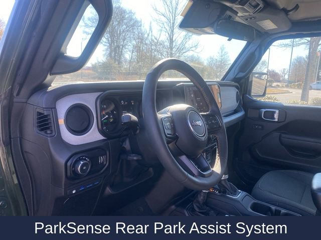 Used 2024 Jeep Wrangler Unlimited w/ Convenience Group image 13