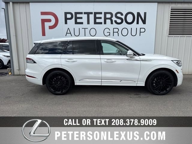 Used 2022 Lincoln Aviator Reserve w/ Equipment Group 201A AWD/4WD image 3