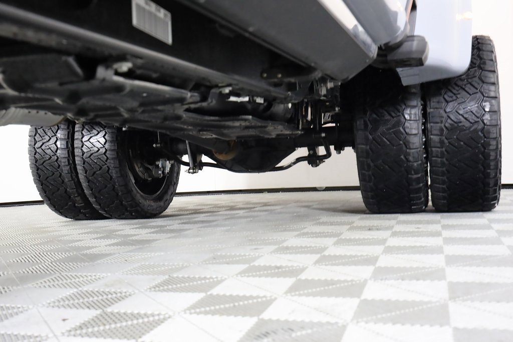 Used 2025 Ford F450 Platinum w/ FX4 Off-Road Package image 62