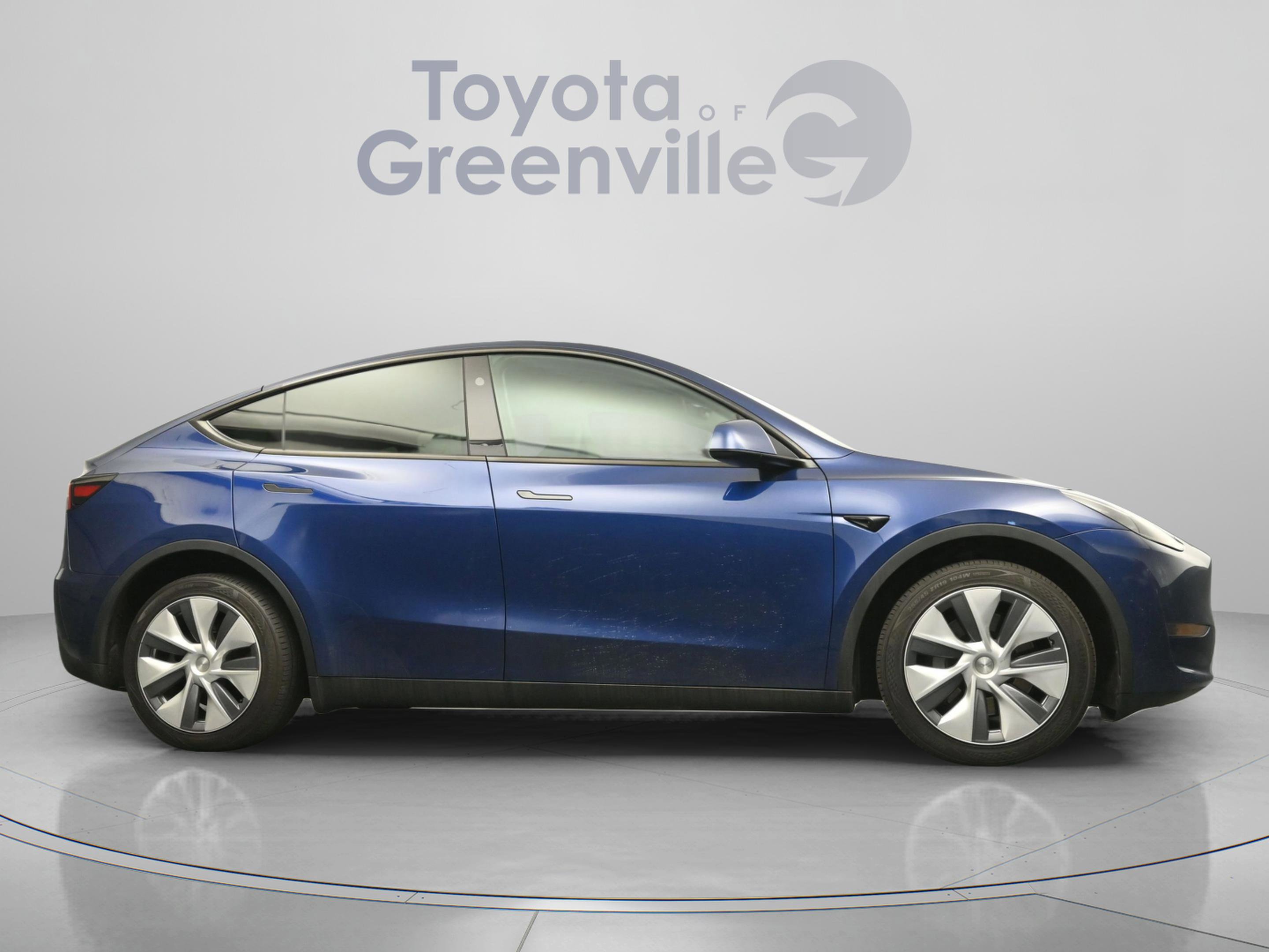 Used 2024 Tesla Model Y Long Range image 16