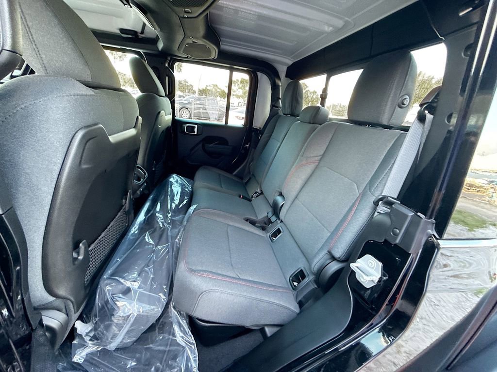 New 2026 Jeep Gladiator Rubicon w/ Steel Power Dome Hood Package AWD/4WD image 25