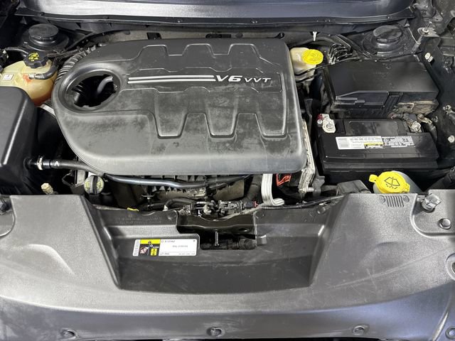 Used 2015 Jeep Cherokee Limited image 28