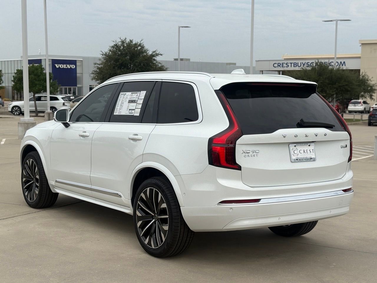 New 2026 Volvo XC90 B6 Ultra w/ Protection Package image 5