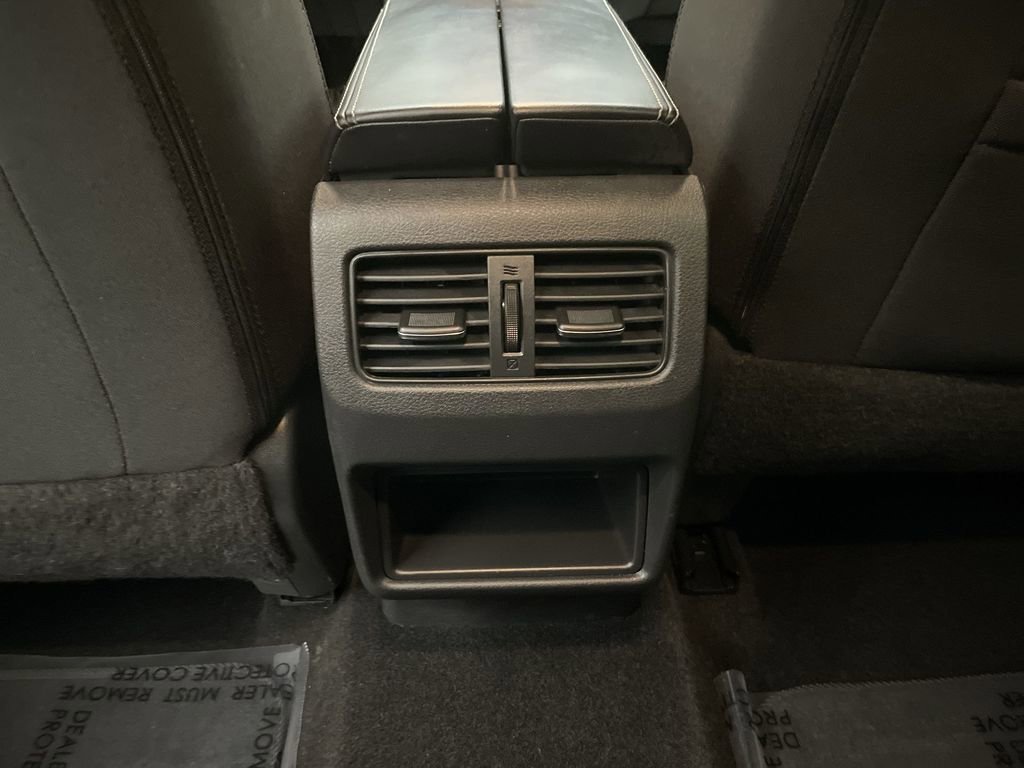 Used 2021 Nissan Rogue S image 14