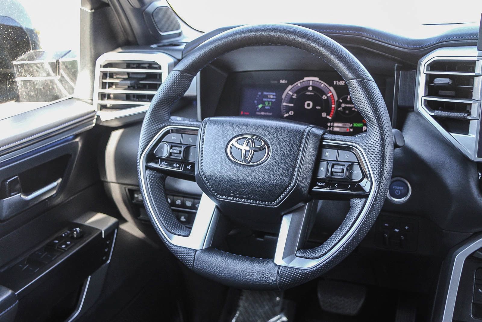 Used 2024 Toyota Tundra Platinum image 15