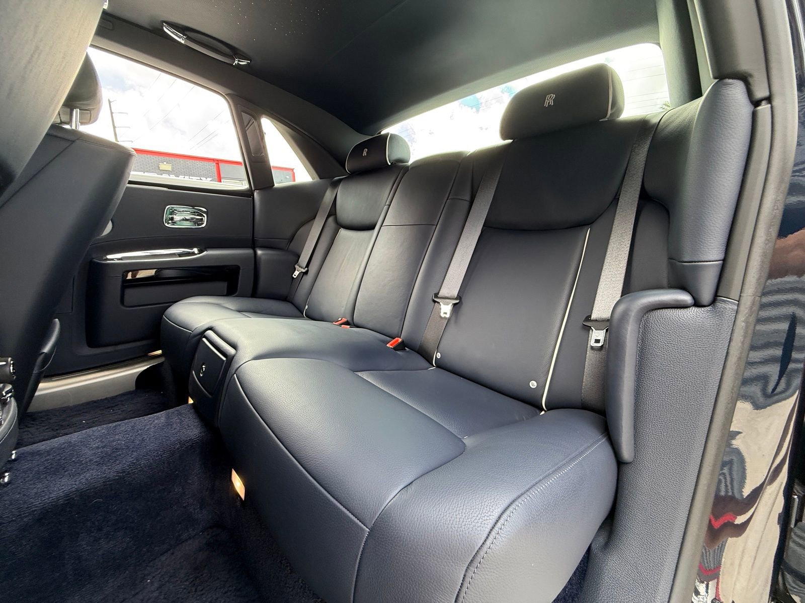 Used 2020 Rolls-Royce Ghost RWD image 20