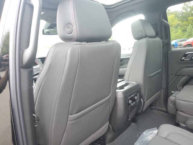 New 2026 Chevrolet Suburban RST w/ RST Capability Package AWD/4WD image 13
