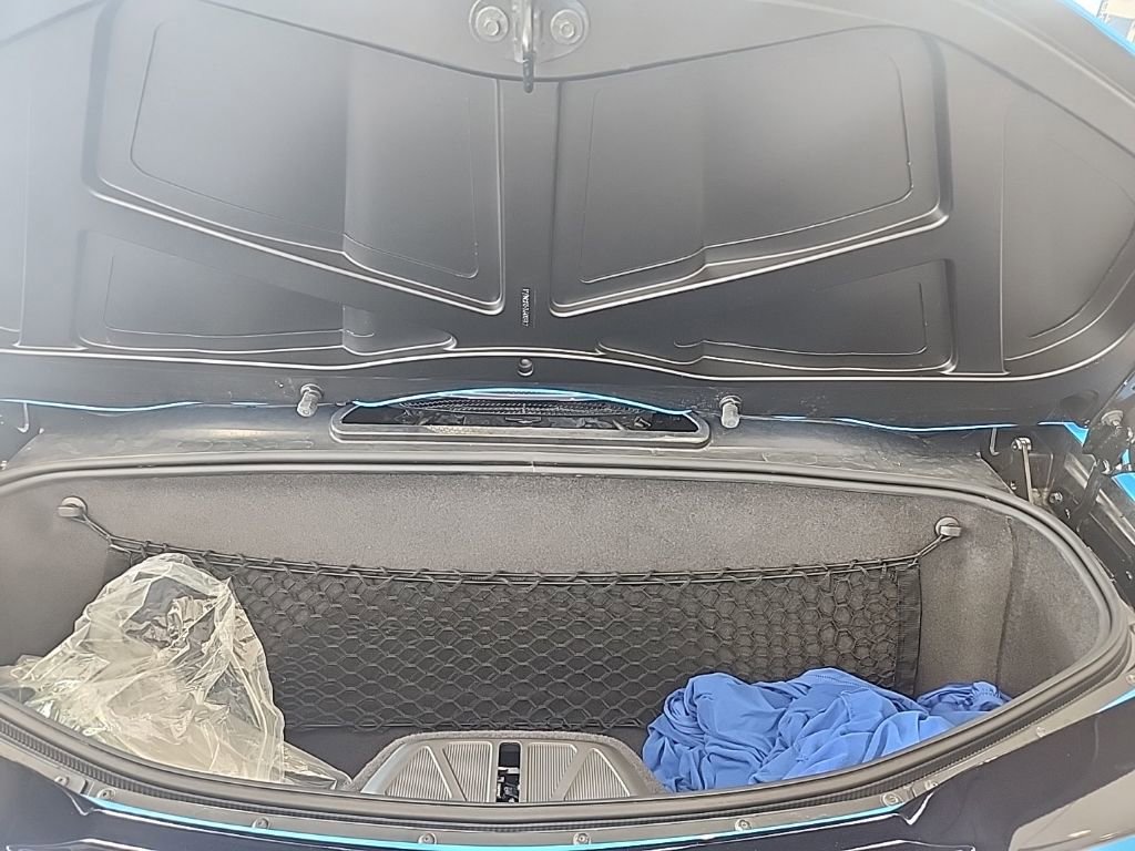 Used 2022 Chevrolet Corvette Stingray Premium Conv w/ Z51 Performance Package image 11