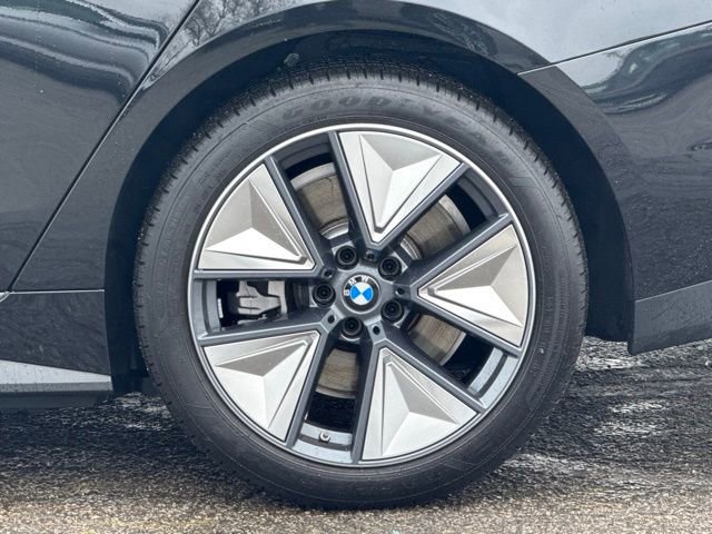 Certified 2025 BMW i4 xDrive40i w/ Premium Package image 3