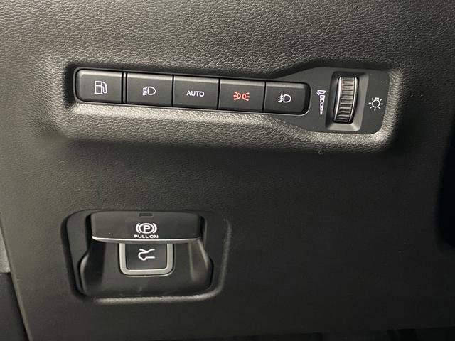New 2026 Jeep Cherokee Overland w/ Trailer Tow Group AWD/4WD image 26