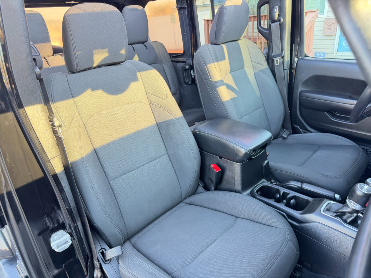 Used 2019 Jeep Wrangler Unlimited Sport S image 46