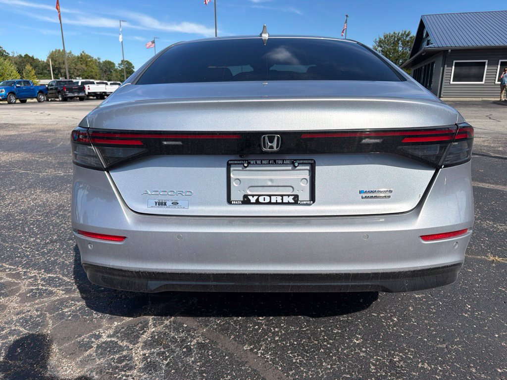 Used 2024 Honda Accord Touring image 5