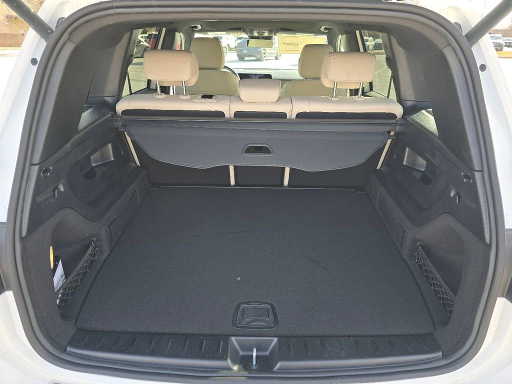 New 2026 Mercedes-Benz GLB 250 4MATIC image 18