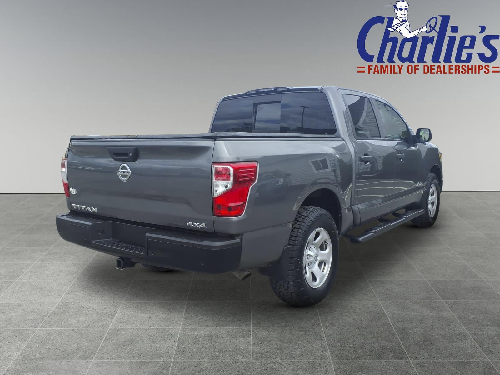Used 2021 Nissan Titan S w/ S Utility Package AWD/4WD image 4
