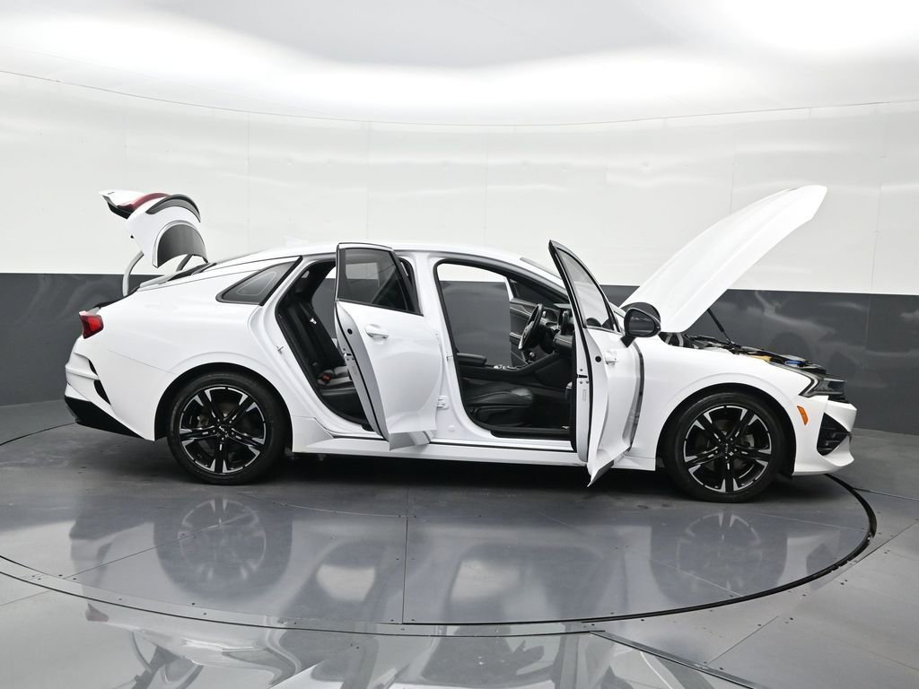 Used 2022 Kia K5 GT-Line image 32