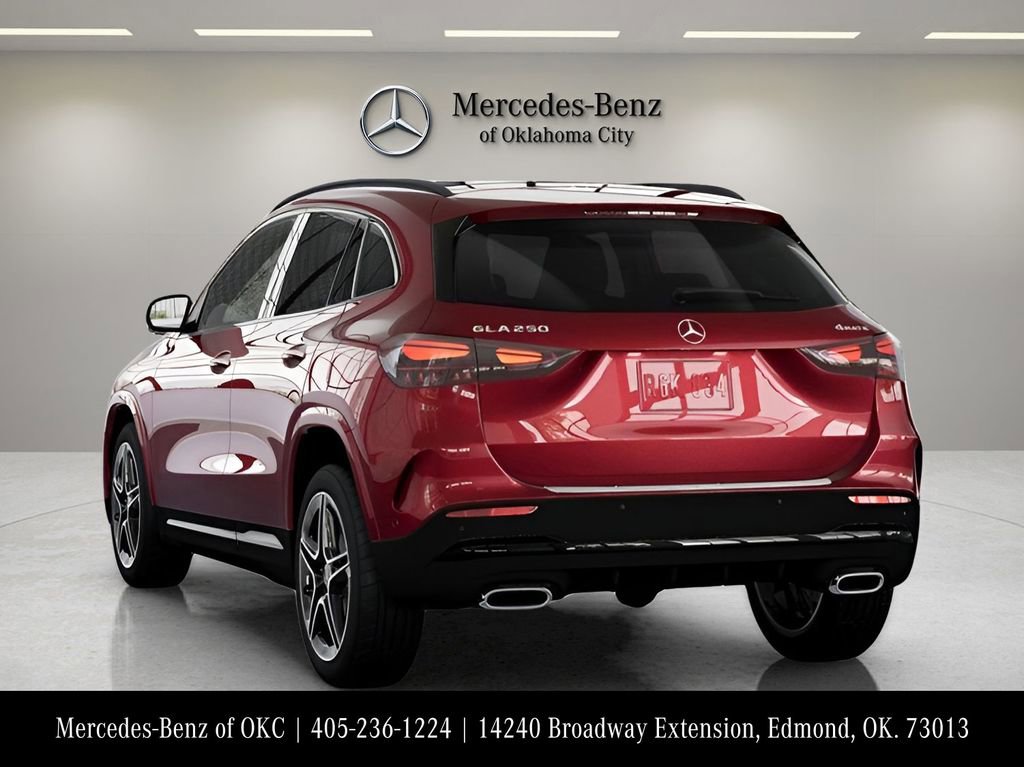 Used 2025 Mercedes-Benz GLA 250 4MATIC image 25
