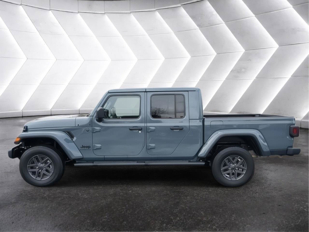 New 2026 Jeep Gladiator Sport AWD/4WD image 4