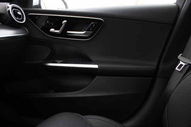 New 2025 Mercedes-Benz C 300 4MATIC Sedan image 28