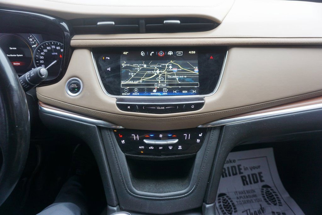 Used 2019 Cadillac XT5 Platinum image 12