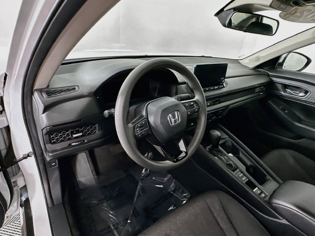 Used 2024 Honda Accord EX image 16