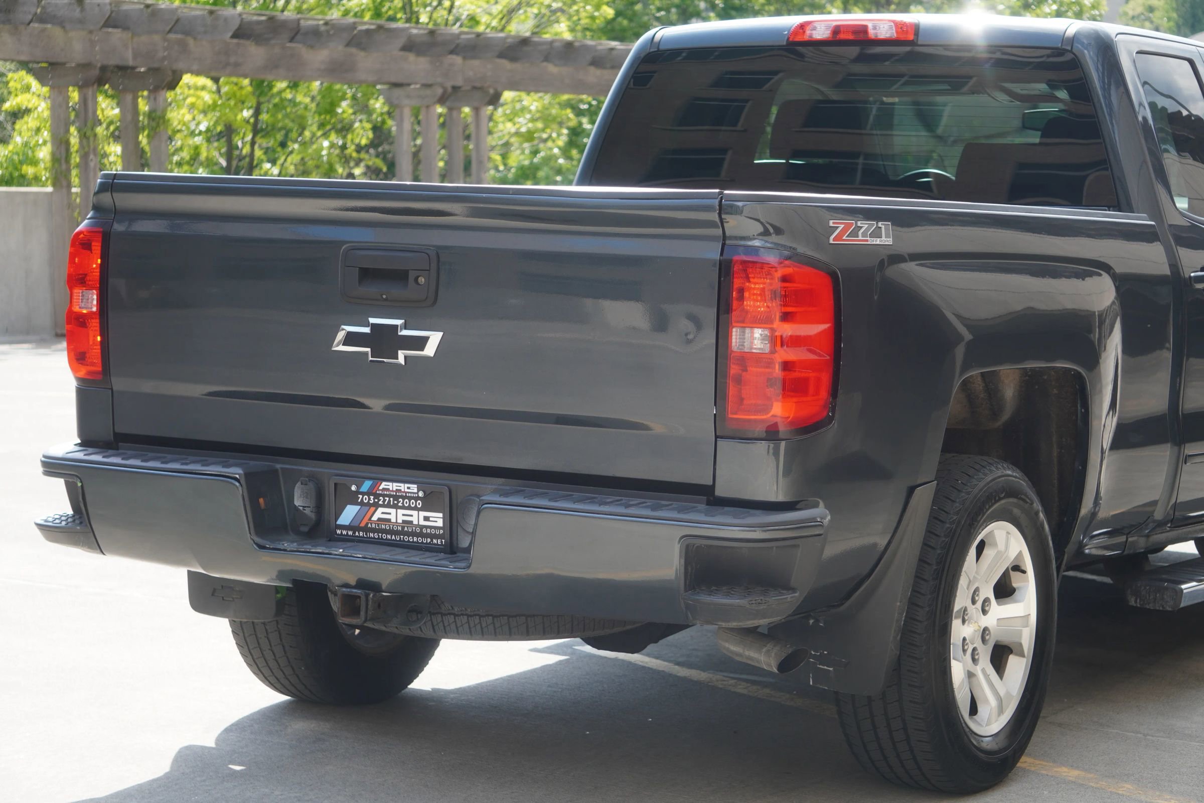 Used 2017 Chevrolet Silverado 1500 LT w/ All Star Edition AWD/4WD image 23