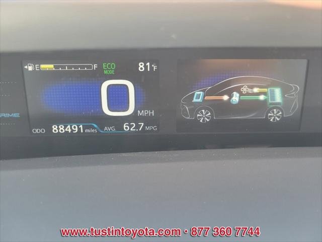 Certified 2017 Toyota Prius Prime Premium FWD image 19