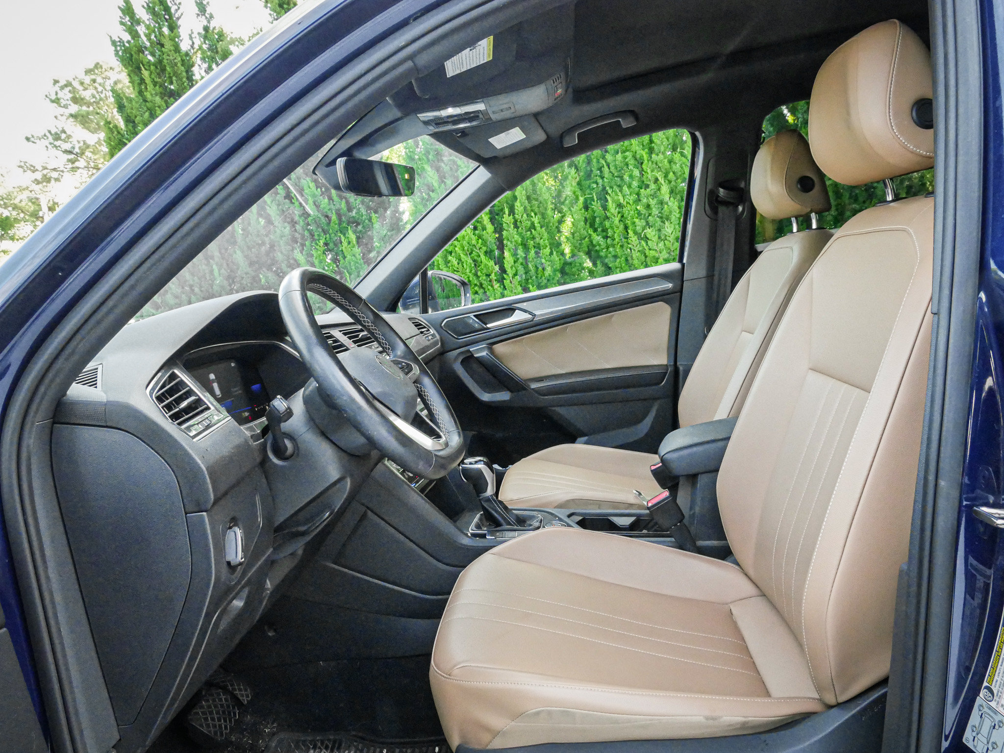 Used 2022 Volkswagen Tiguan SE AWD/4WD image 7
