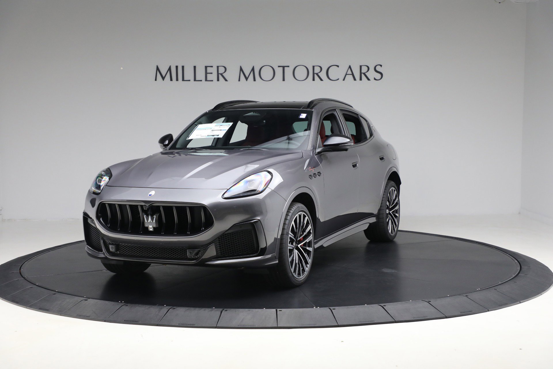 New 2025 Maserati Grecale Trofeo image 1