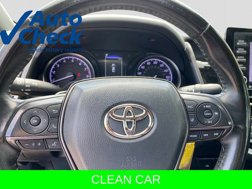 Used 2022 Toyota Camry SE FWD image 14